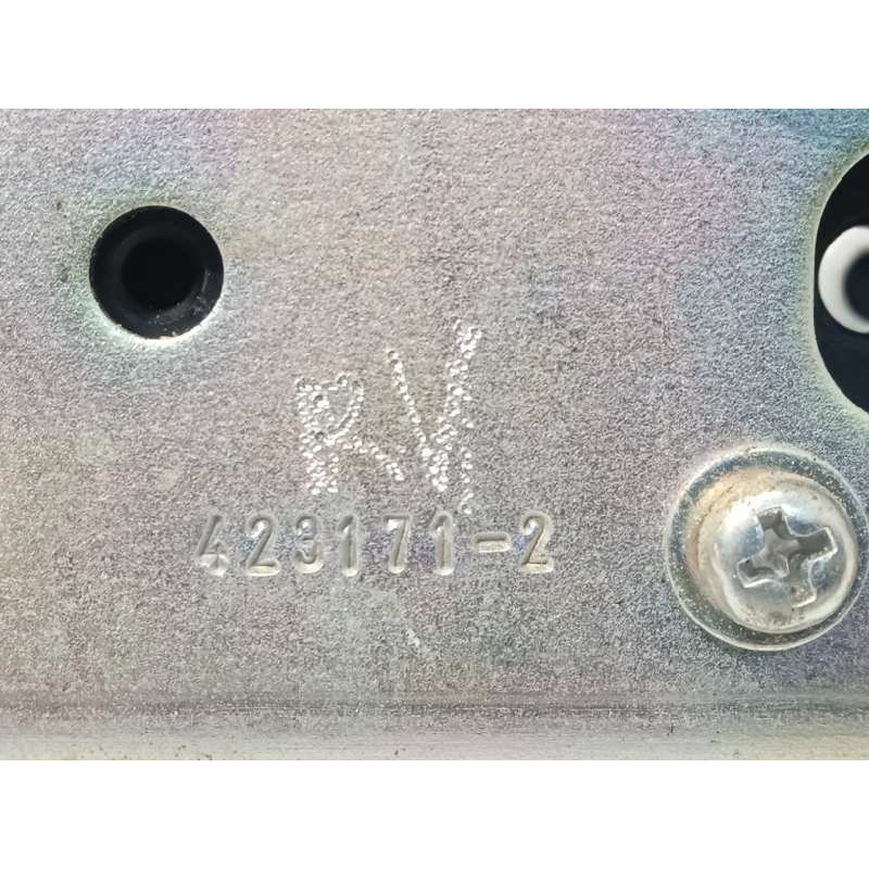 Recambio de maneta exterior trasera izquierda para toyota auris hybrid active referencia OEM IAM 4231712  