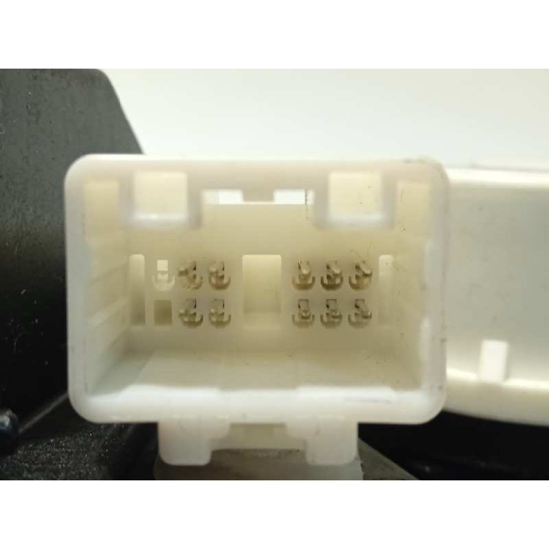 Recambio de palanca cambio para toyota auris hybrid active referencia OEM IAM 75C583LHD  PA66GF33