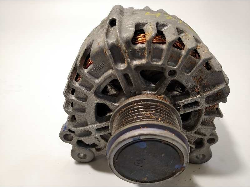 Recambio de alternador para volkswagen t-roc 1.6 tdi referencia OEM IAM 04L903021D 2715271N TG14C097