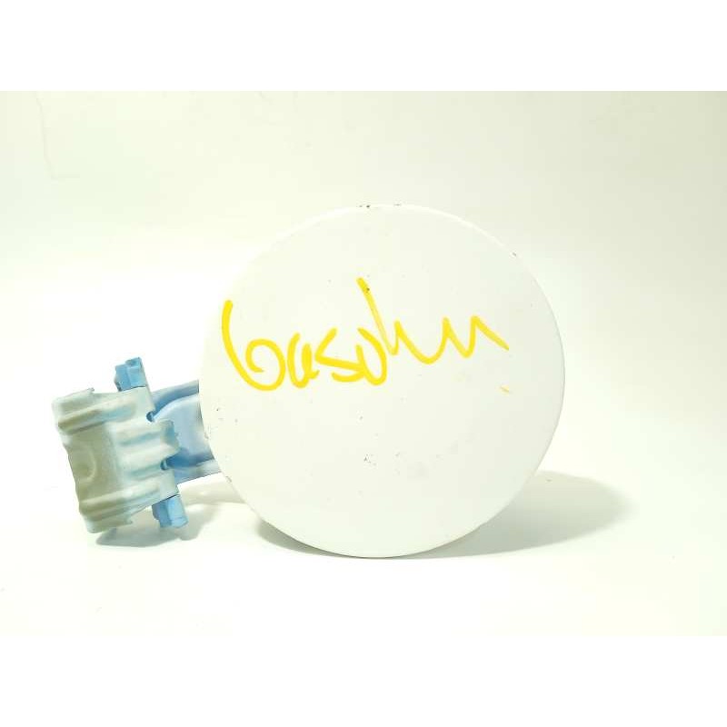 Recambio de tapa exterior combustible para toyota auris hybrid active referencia OEM IAM NOREF  