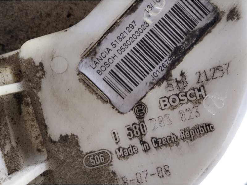 Recambio de bomba combustible para lancia delta (181) argento referencia OEM IAM 51821297  0580203023