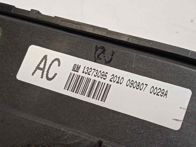 Recambio de mando climatizador para opel insignia sports tourer sport referencia OEM IAM 13273095  