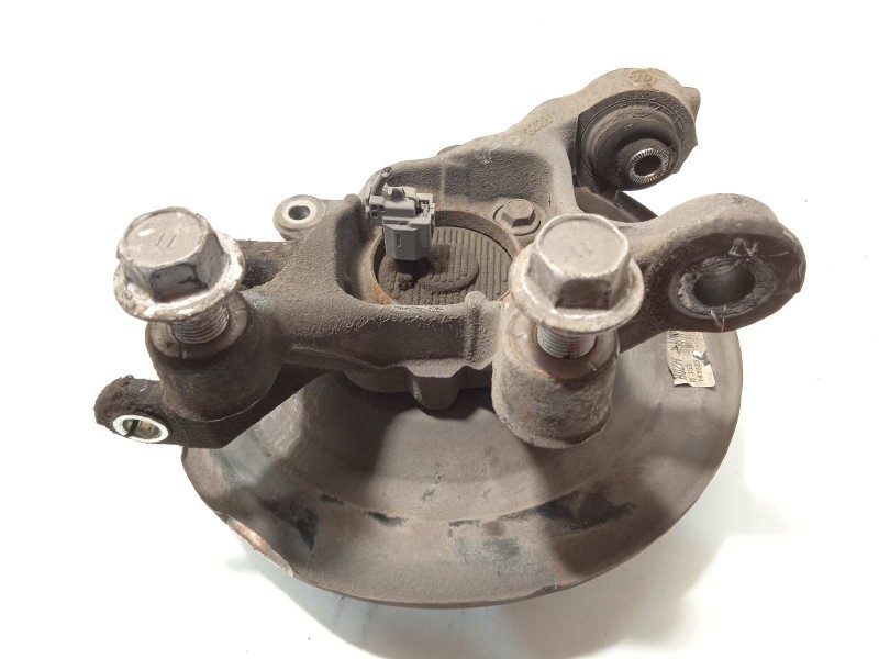 Recambio de mangueta trasera derecha para toyota auris 1.8 16v (híbrido) referencia OEM IAM 4321105090  4245005080