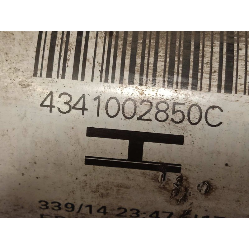 Recambio de transmision delantera derecha para toyota auris 1.8 16v (híbrido) referencia OEM IAM 4341002850  