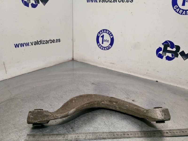 Recambio de brazo suspension superior trasero derecho para audi a4 ber. (b8) básico referencia OEM IAM 8K0505324H  