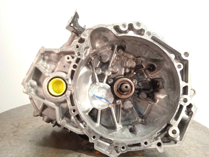 Recambio de caja cambios para toyota yaris 1.5 16v cat referencia OEM IAM 303000D510  