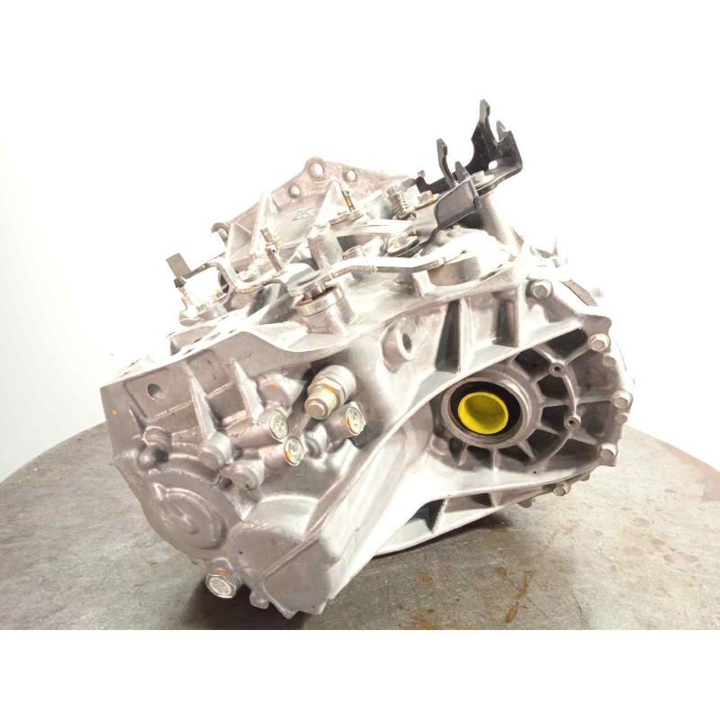 Recambio de caja cambios para toyota yaris 1.5 16v cat referencia OEM IAM 303000D510  