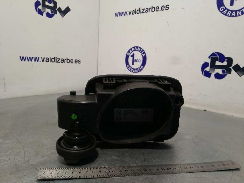 Recambio de tapa exterior combustible para audi a4 ber. (b8) básico referencia OEM IAM 8K0809999A  