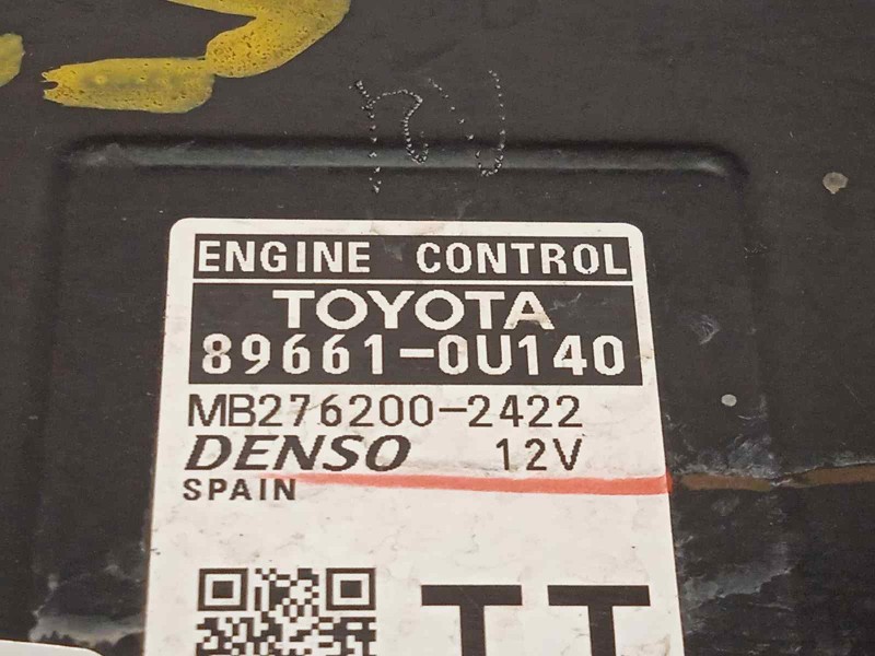 Recambio de centralita motor uce para toyota yaris 1.5 16v cat referencia OEM IAM 896610U140  MB2762002422