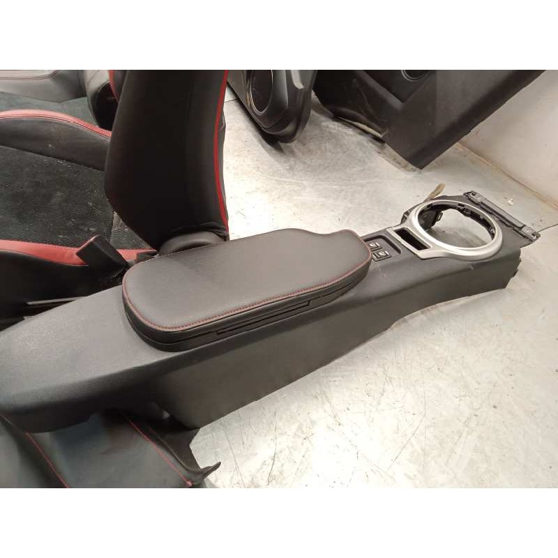 Recambio de juego asientos completo para toyota gt 86 sport referencia OEM IAM NOREF  