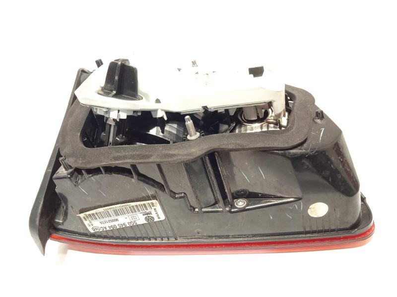 Recambio de piloto trasero derecho interior para volkswagen golf vii lim. edition bluemotion referencia OEM IAM 5G0945094AC  