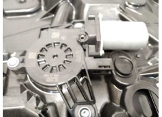 Recambio de elevalunas trasero derecho para mercedes-benz clase b (w247) b 200 d (247.012) referencia OEM IAM A2477300603 247730 2