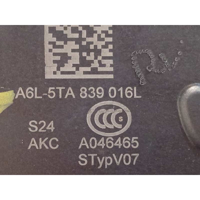 Recambio de cerradura puerta trasera derecha para volkswagen t-cross 1.0 tsi referencia OEM IAM 5TA839016L  