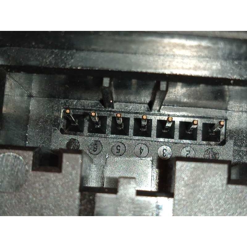 Recambio de cerradura puerta trasera izquierda para volkswagen t-cross 1.0 tsi referencia OEM IAM 5TA839015L  