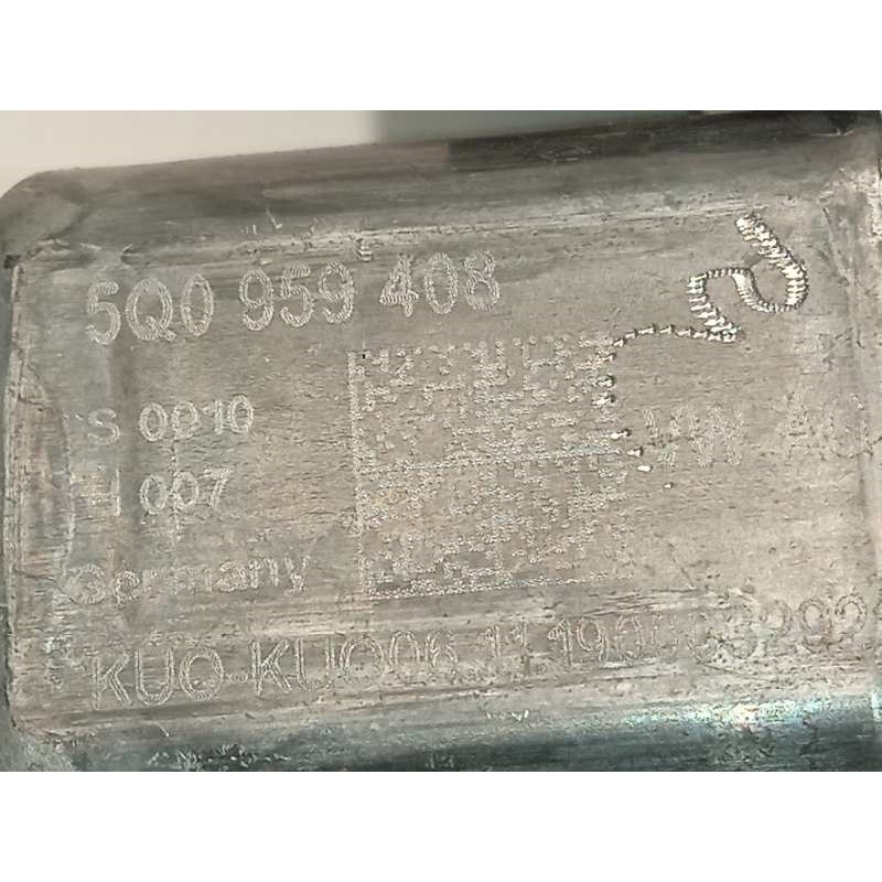 Recambio de elevalunas trasero derecho para volkswagen t-cross 1.0 tsi referencia OEM IAM 2GM839462D  5Q0959408