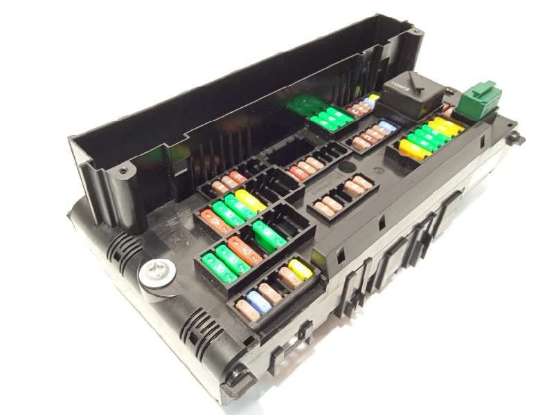Recambio de caja reles / fusibles para bmw x3 (f25) sdrive 18d referencia OEM IAM 9315150  61149315150