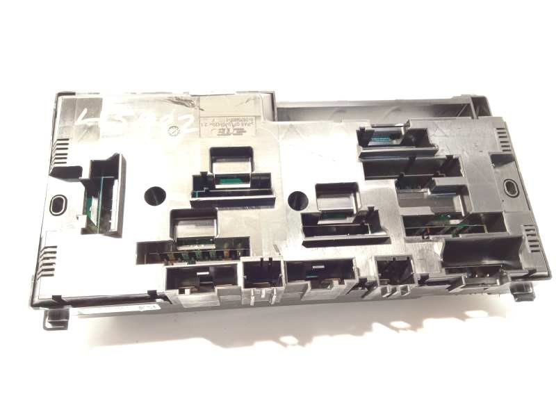 Recambio de caja reles / fusibles para bmw x3 (f25) sdrive 18d referencia OEM IAM 9315150  61149315150