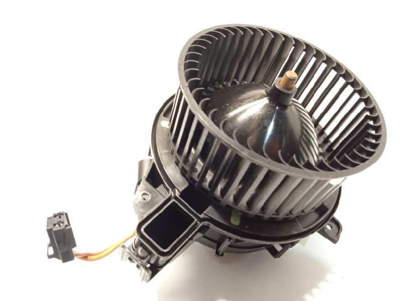 Recambio de motor calefaccion para volkswagen t-cross 1.0 tsi referencia OEM IAM 201820021A  2Q1820021A