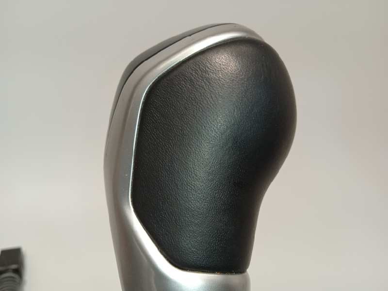 Recambio de palanca cambio para volkswagen t-cross 1.0 tsi referencia OEM IAM 2Q0711049R  