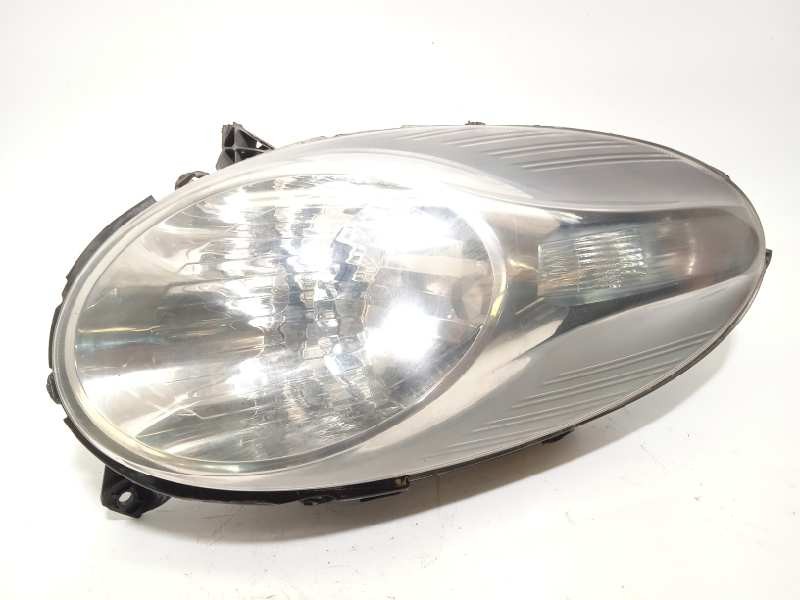 Recambio de faro derecho para nissan micra (k12e) 1.2 cat referencia OEM IAM 26010BG10B  89074321
