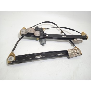 ELEVALUNAS DELANTERO DERECHO 5Q0959802B 