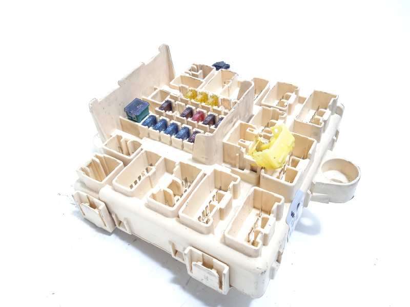 CAJA RELES / FUSIBLES 909820900_ 