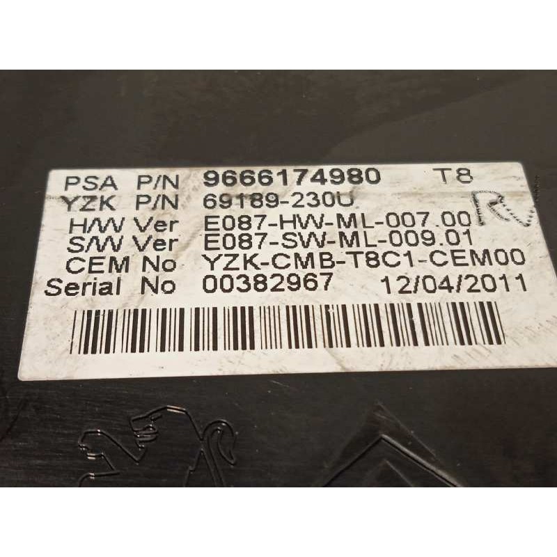 Recambio de cuadro instrumentos para peugeot 3008 1.6 hdi fap referencia OEM IAM 9666174980  69189230U