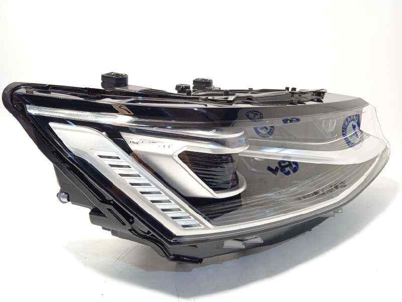 Recambio de faro derecho para volkswagen t7 1.4 ehybrid referencia OEM IAM 7T1941082A  
