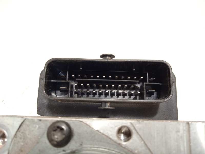 Recambio de abs para hyundai i30 (gd) 1.6 gdi cat referencia OEM IAM 58920A6230 6158945200 A658920800