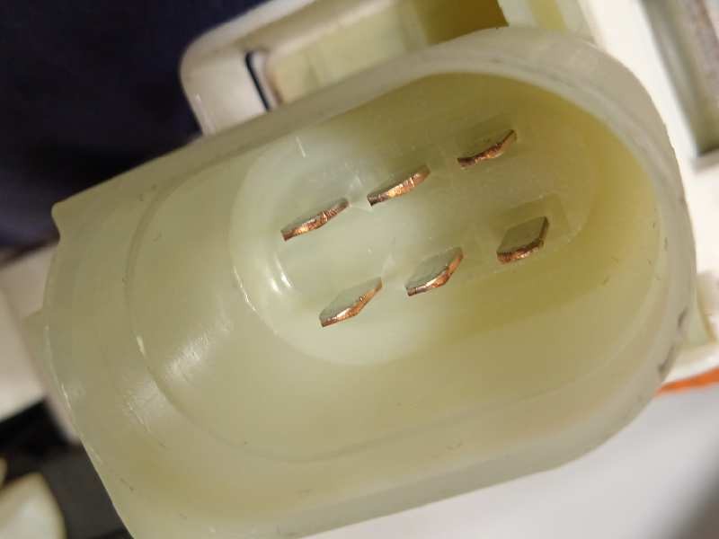 Recambio de elevalunas delantero derecho para bmw serie 5 lim. (f10) 525d referencia OEM IAM 7182132 51337182132 7271564