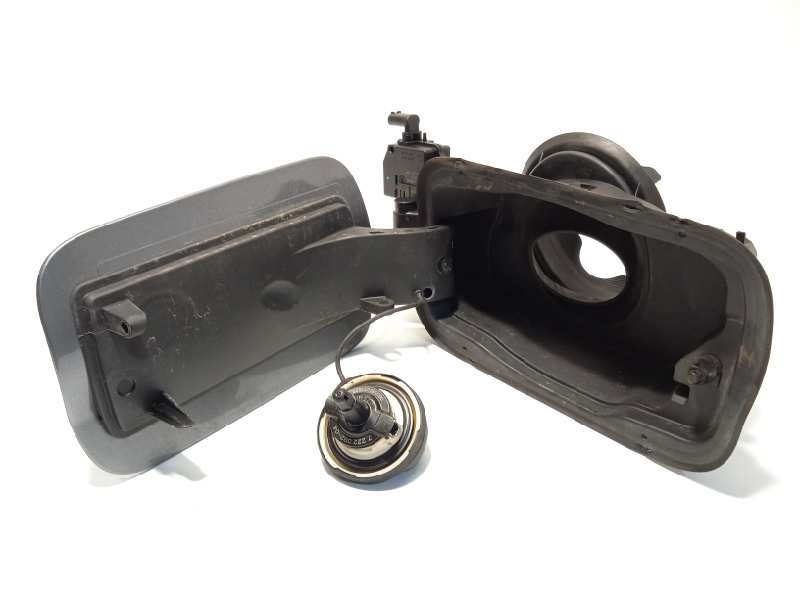Recambio de tapa exterior combustible para bmw x3 (f25) sdrive 18d referencia OEM IAM 51177270821 7238086 7213035