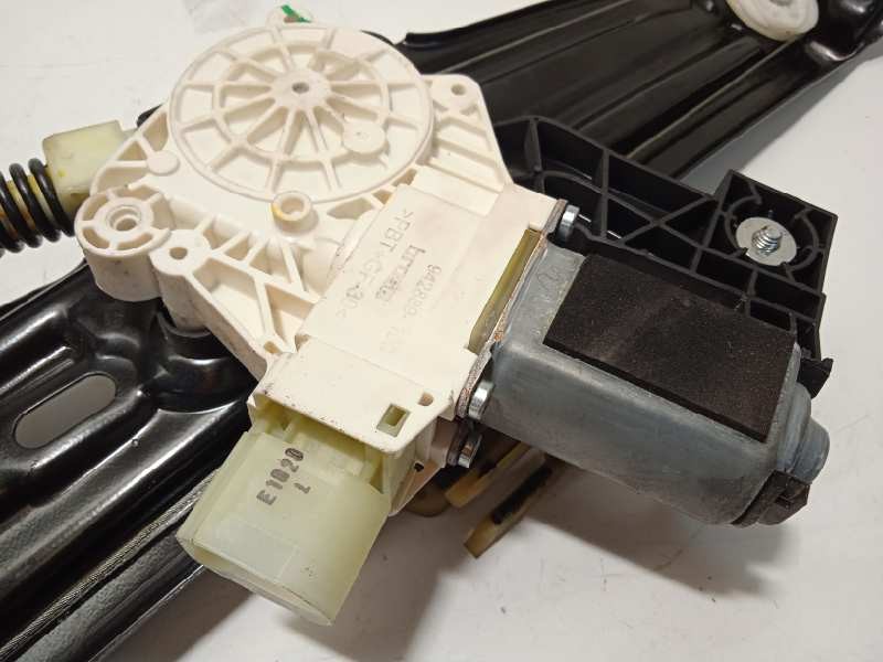 Recambio de elevalunas trasero derecho para bmw serie 5 lim. (f10) 525d referencia OEM IAM 7182122 51357182614 7271564