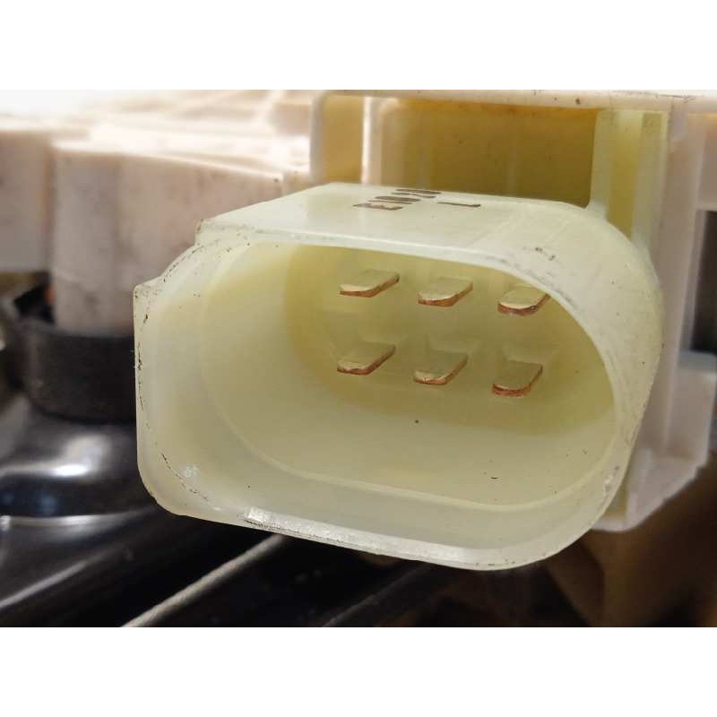 Recambio de elevalunas trasero derecho para bmw serie 5 lim. (f10) 525d referencia OEM IAM 7182122 51357182614 7271564