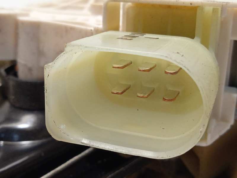 Recambio de elevalunas trasero derecho para bmw serie 5 lim. (f10) 525d referencia OEM IAM 7182122 51357182614 7271564