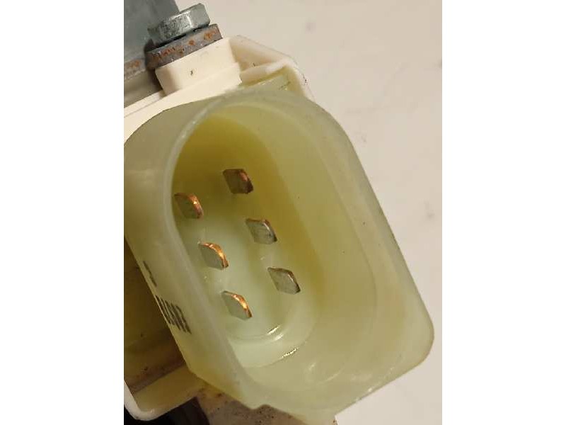 Recambio de elevalunas trasero izquierdo para bmw serie 5 lim. (f10) 525d referencia OEM IAM 7182121 51357182613 7271563