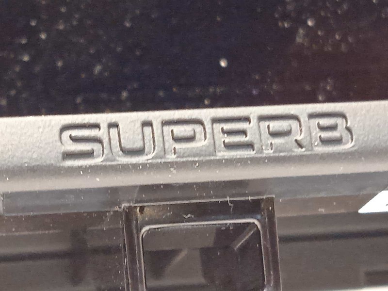 Recambio de cuadro instrumentos para skoda superb (3v3) style referencia OEM IAM 3V0920794A  A2C1753860101