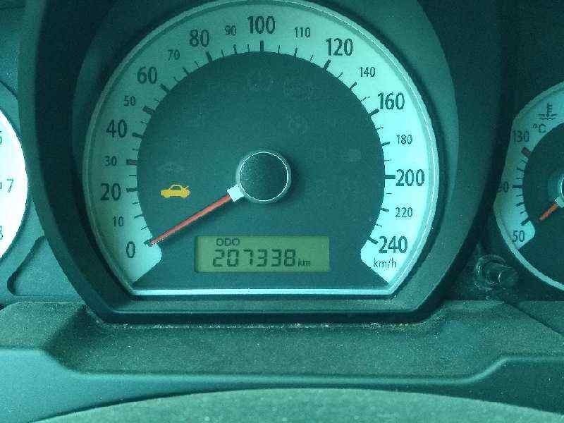 Recambio de cuadro instrumentos para kia cee´d active referencia OEM IAM 940031H051  