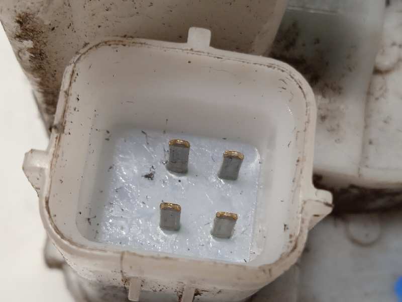 Recambio de cerradura puerta delantera derecha para opel combo d 1.3 16v cdti referencia OEM IAM 95519797  