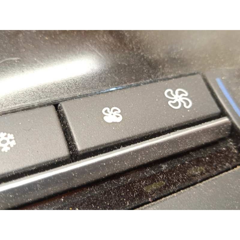 Recambio de mando climatizador para bmw serie 5 lim. (f10) 525d referencia OEM IAM 9233633  