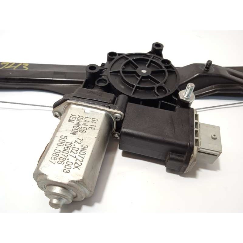 Recambio de elevalunas delantero derecho para opel combo d 1.3 16v cdti referencia OEM IAM 51810879  