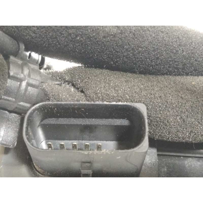 Recambio de cerradura puerta delantera izquierda para iveco daily 35s16 referencia OEM IAM 5801529301  