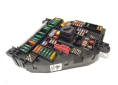 Recambio de caja reles / fusibles para bmw serie 5 lim. (f10) 525d referencia OEM IAM 9210857  61149210857 2