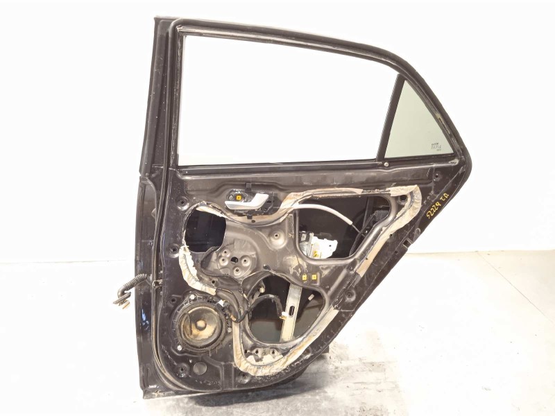 Recambio de puerta trasera derecha para kia rio (yb) 1.2 cat referencia OEM IAM 77004H8000  