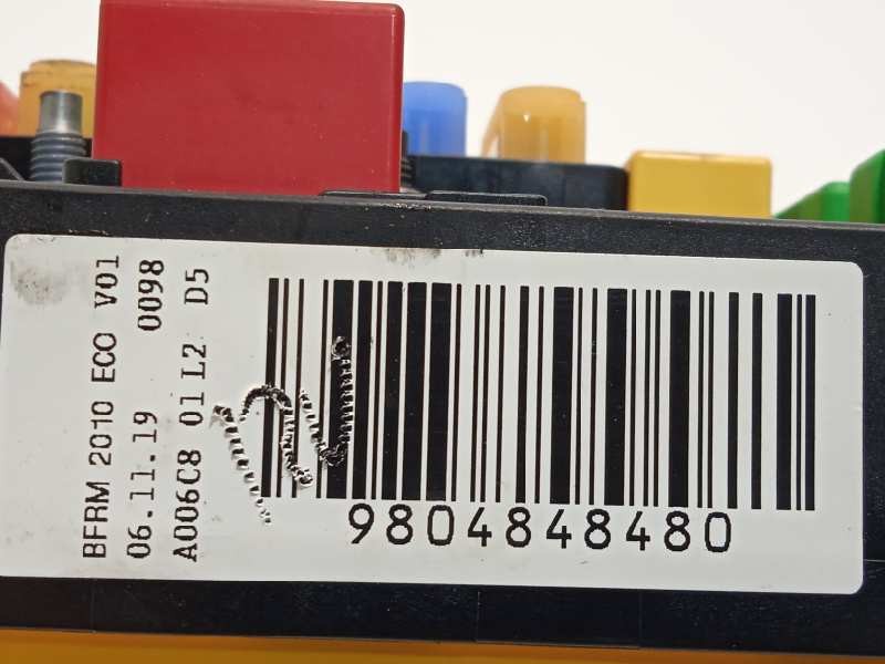 Recambio de caja reles / fusibles para opel corsa f 1.2 referencia OEM IAM 9804848480  
