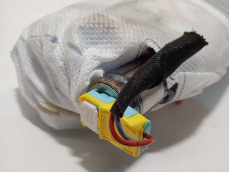 Recambio de airbag lateral izquierdo para renault austral techno espirit alpine referencia OEM IAM 985H10562R  