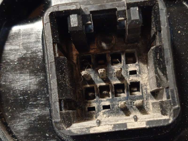 Recambio de retrovisor izquierdo para kia rio drive referencia OEM IAM 876101W040  