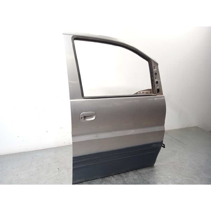 Recambio de puerta delantera derecha para hyundai h 1 2.5 turbodiesel referencia OEM IAM 760044G010  
