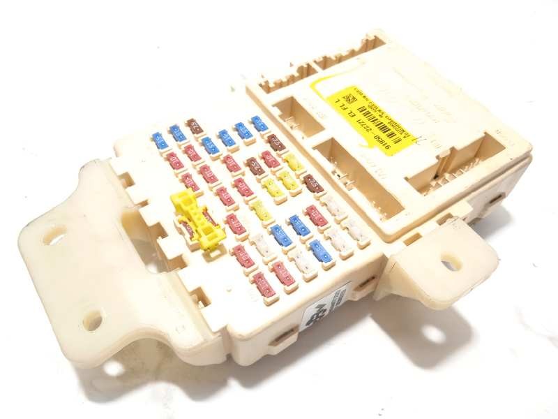 CAJA RELES / FUSIBLES 919502S721 