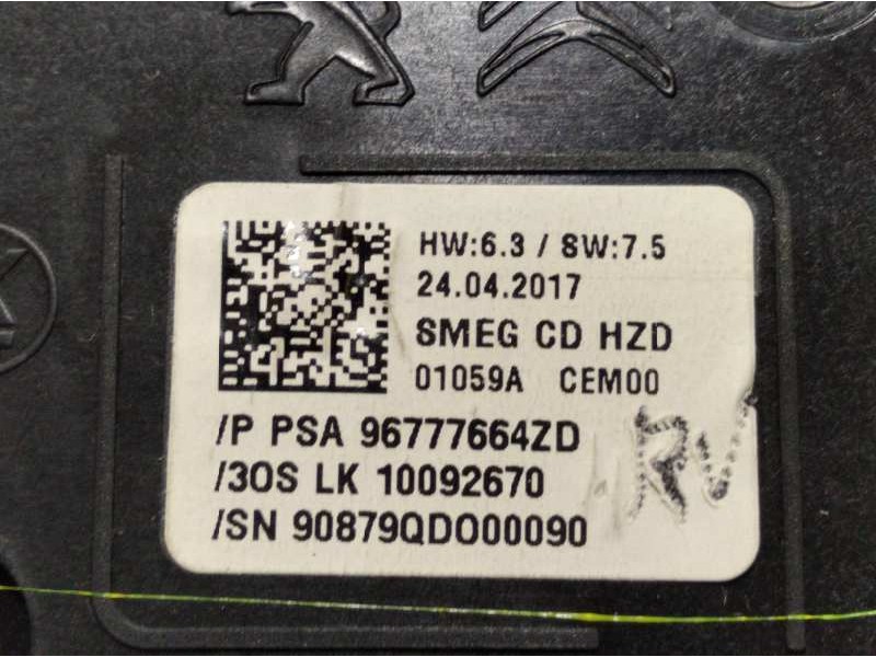 Recambio de mando multifuncion para peugeot 308 sw style referencia OEM IAM 96777664ZD  