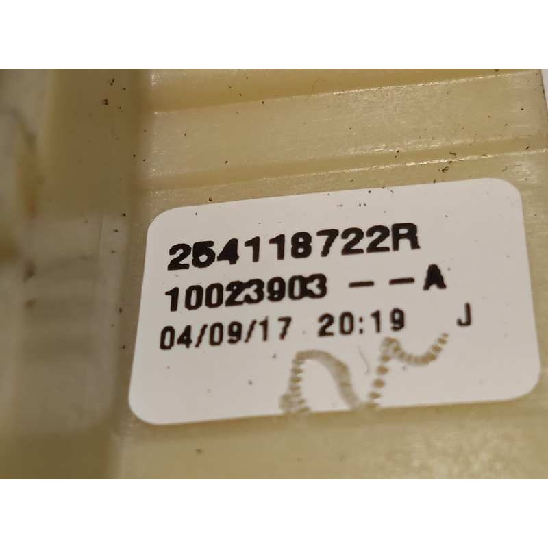 Recambio de mando elevalunas delantero izquierdo para renault captur 1.5 dci diesel fap referencia OEM IAM 254118722R  